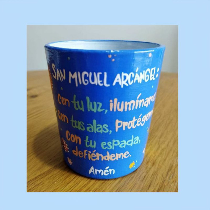 Detalle pintado a mano con mucho cariño a San Miguel Arcangel - Regalo